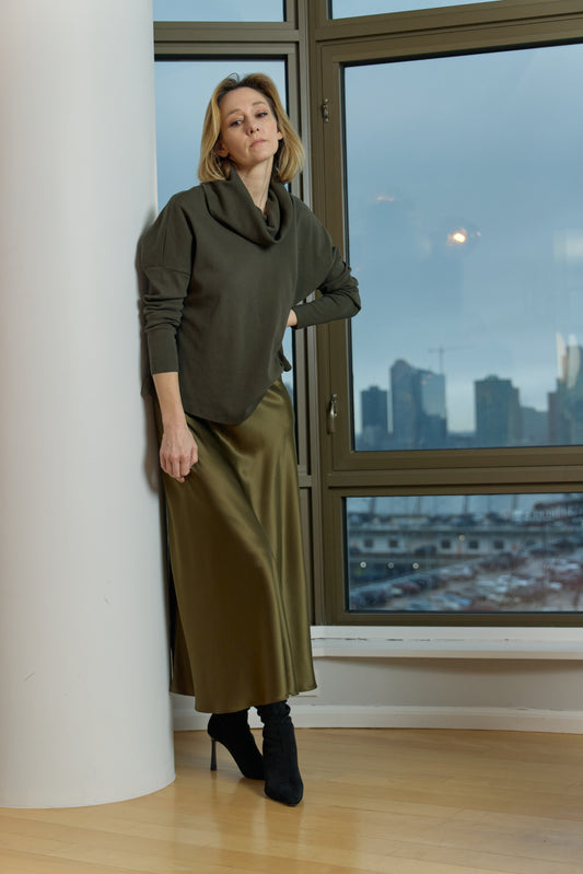 OVERSIZED RELAXED TURTLE NECK - BLACK